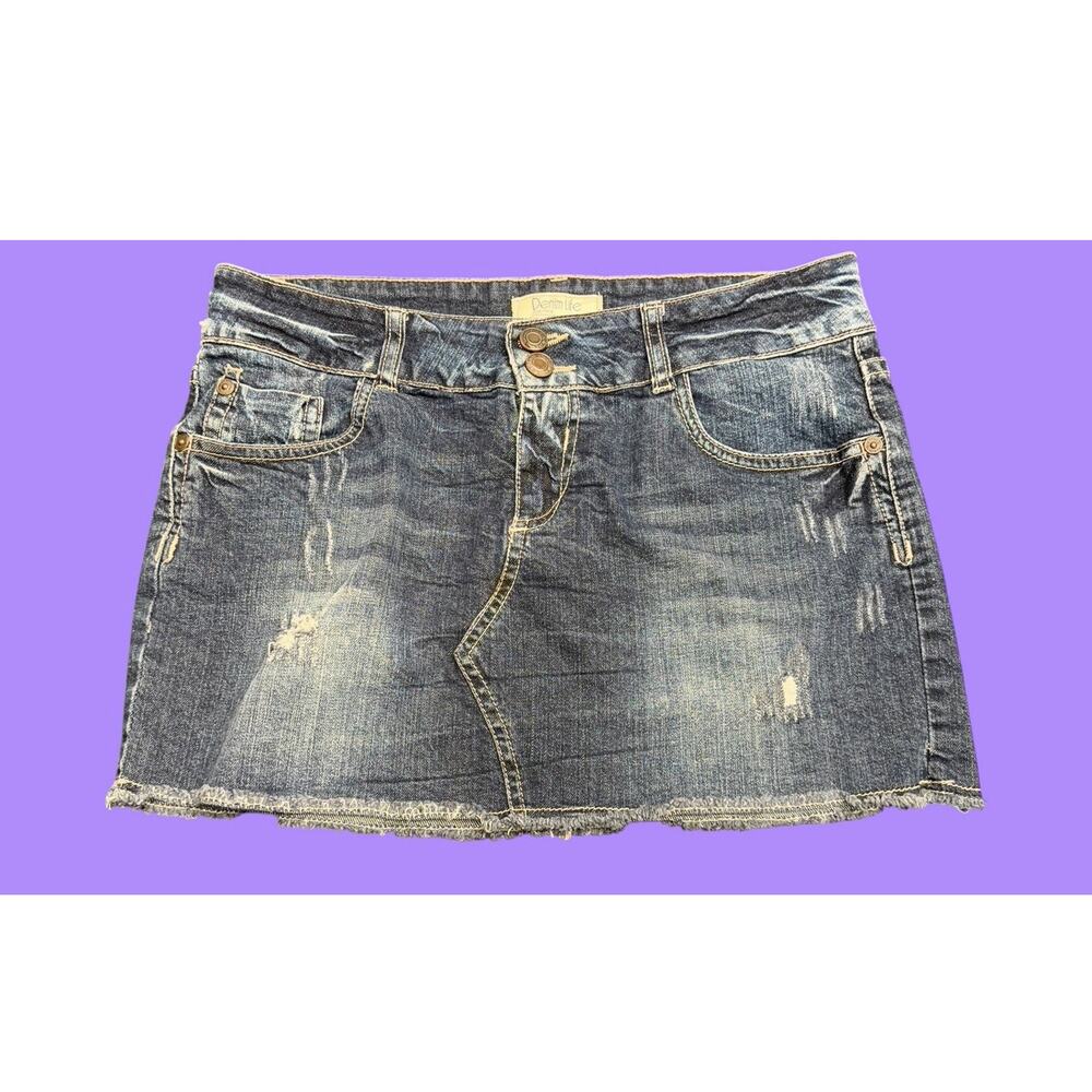 Y2K Denim Life Distressed Denim Mini Skirt Raw Hem Embroidered Blue Size 8